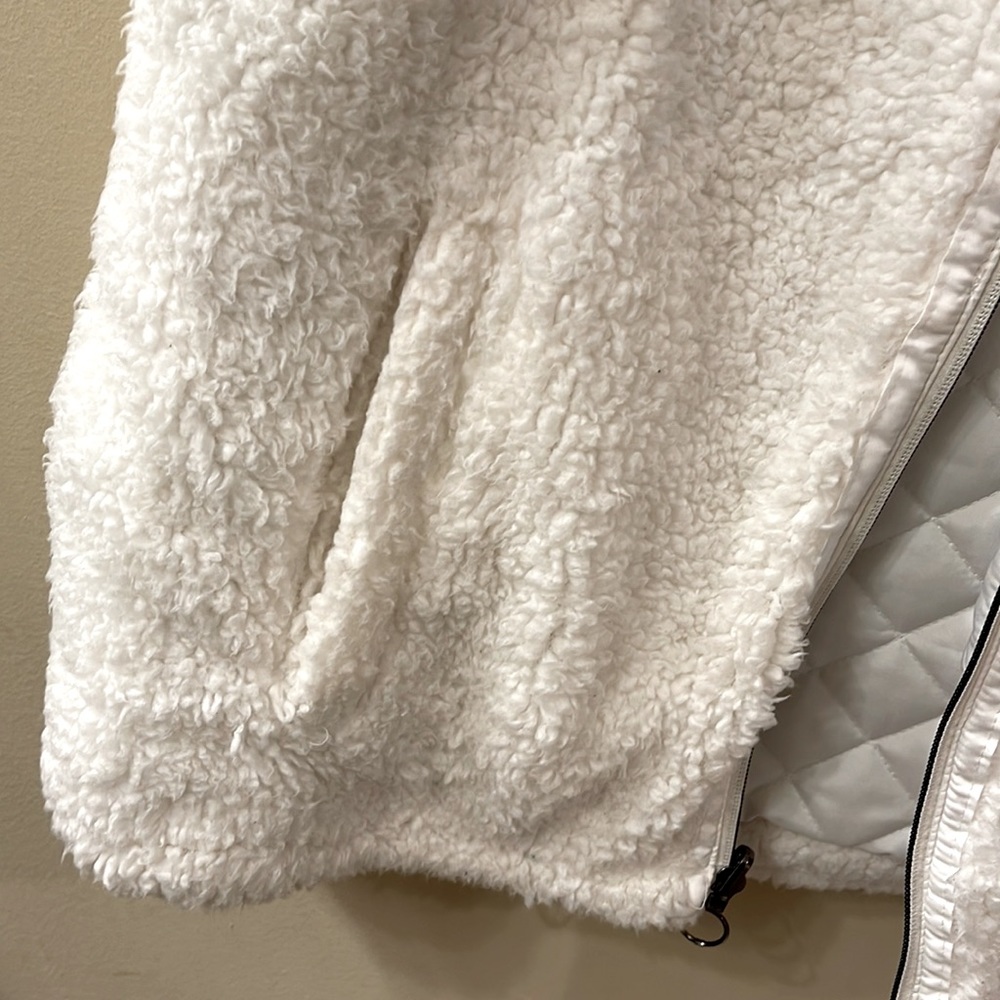 Reversible Vest - Picture 4 of 4